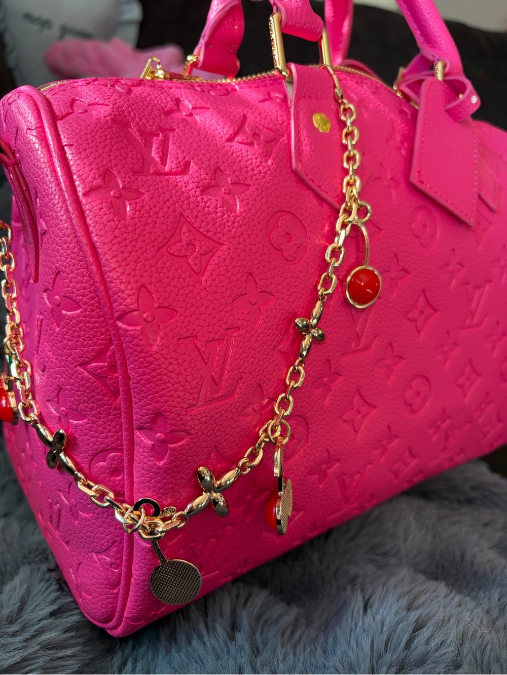 Hot Pink Soft leather speedy - Picture 3 of 11